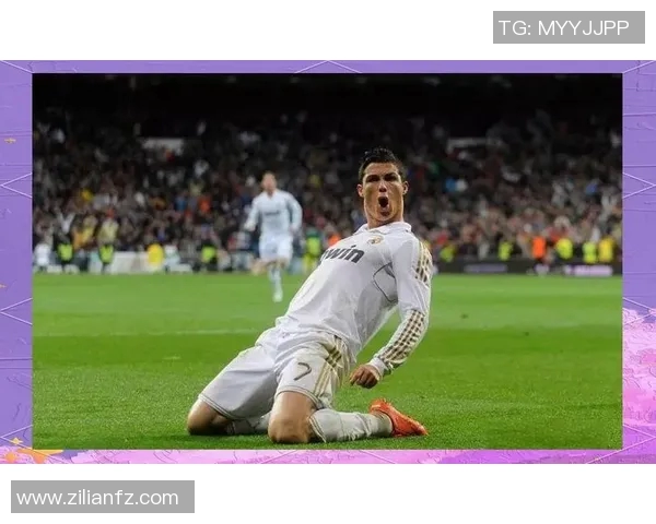 黄色长头发的足球明星如何在赛场上展现个人魅力与团队精神